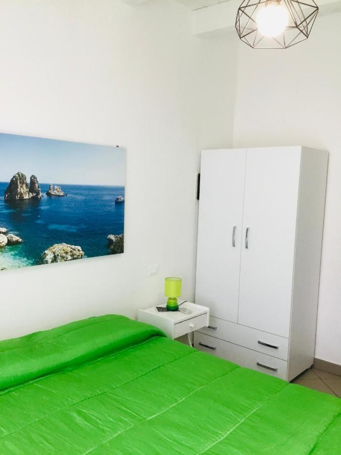 Camere Simona Кастелламмаре-дель-Гольфо Екстер'єр фото